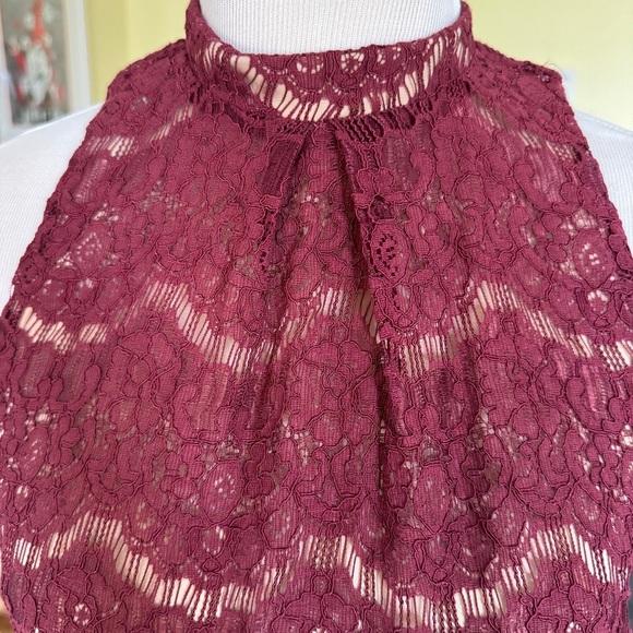Love, Fire Elegant Lined  Lace Halter Top - Burgundy Sz S/P - Picture 5 of 5